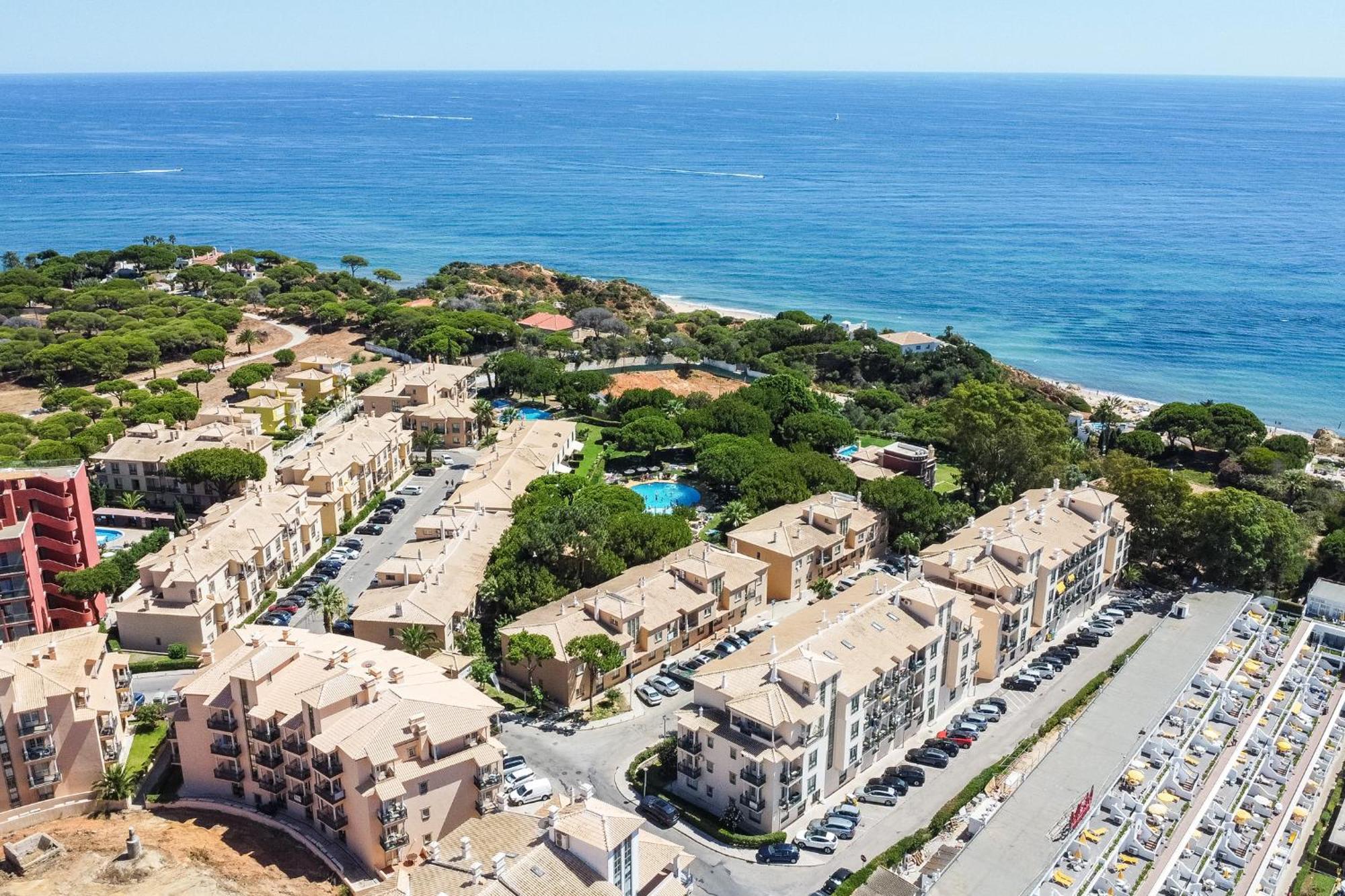 Moradia V2 Quinta Pedra Dos Bicos -praia Da Oura - Apartamento